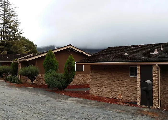 Mountain Trail Lodge And Vacation Rentals